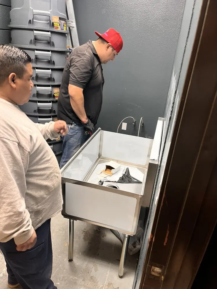 Commercial plumbing and sink installation in Hancock Park